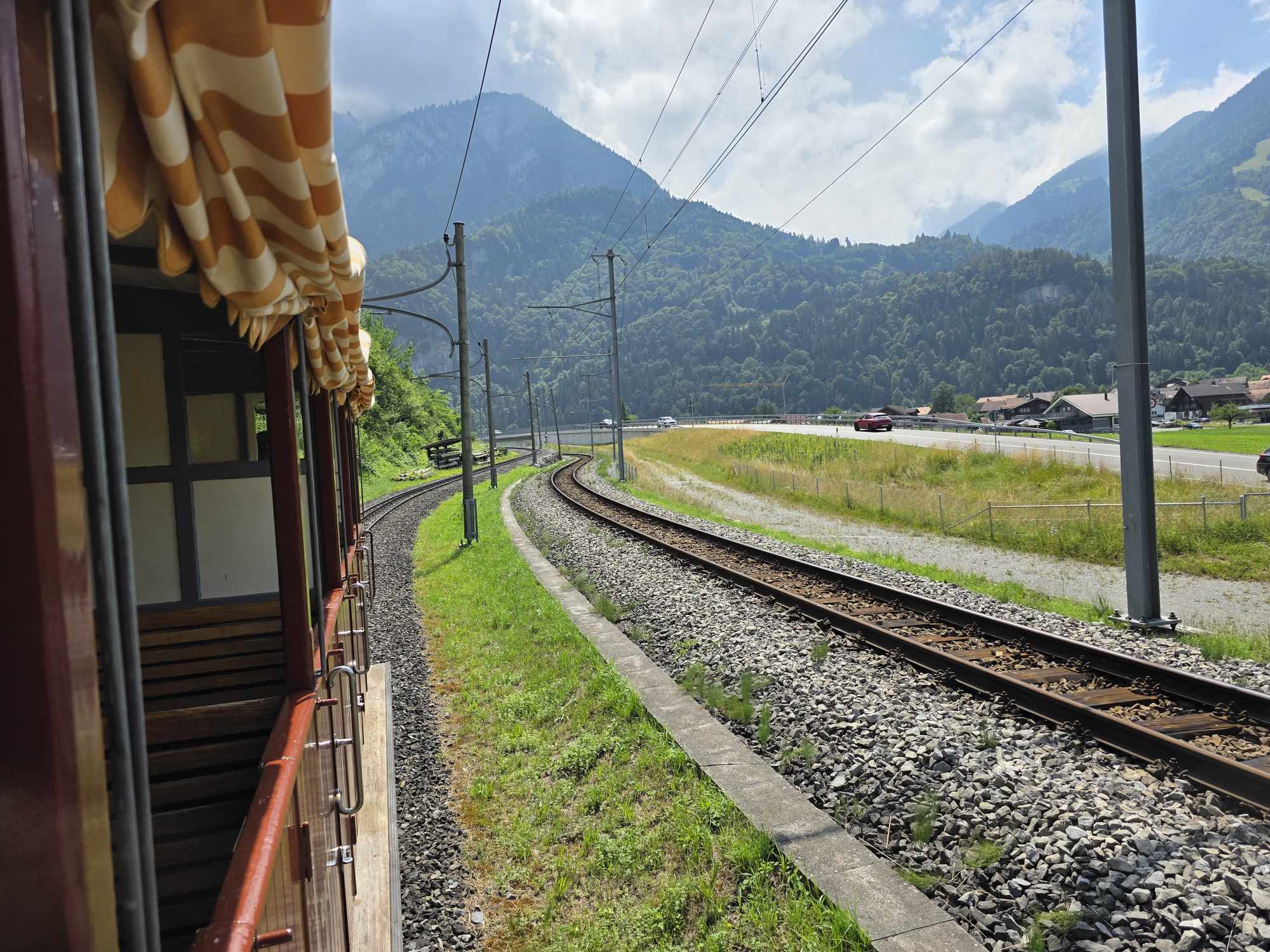De Schynige Platte trein door de Zwitserse vallei