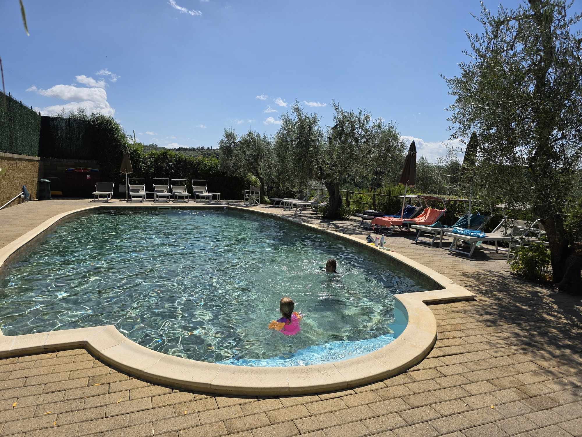 Het zwembad van het vakantiehuis in Poggibonsi